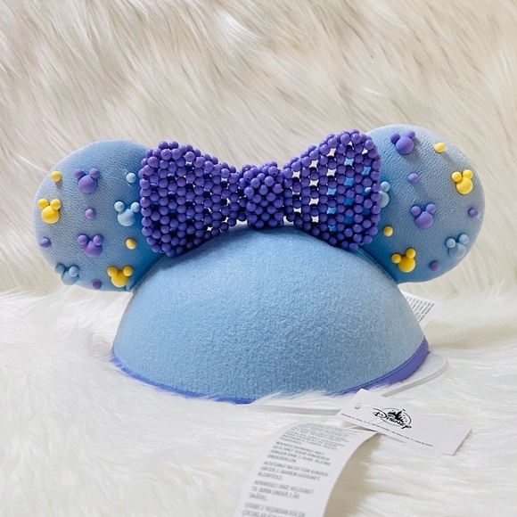 Disney Accessories - Disney Minnie Mouse Beaded Ear Hat